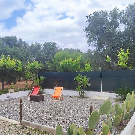 I Trulli D'A Ross Vila Ceglie Messapica Exterior foto