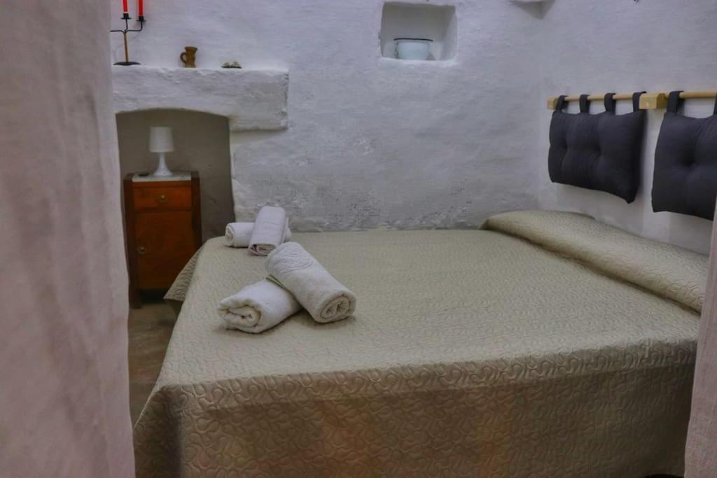 I Trulli D'A Ross Vila Ceglie Messapica Exterior foto