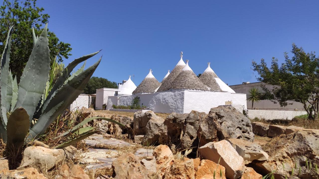 I Trulli D'A Ross Vila Ceglie Messapica Exterior foto