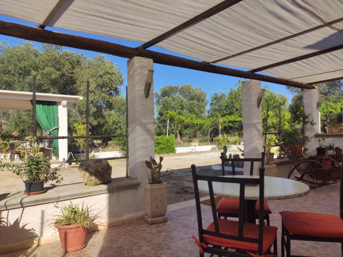 I Trulli D'A Ross Vila Ceglie Messapica Exterior foto
